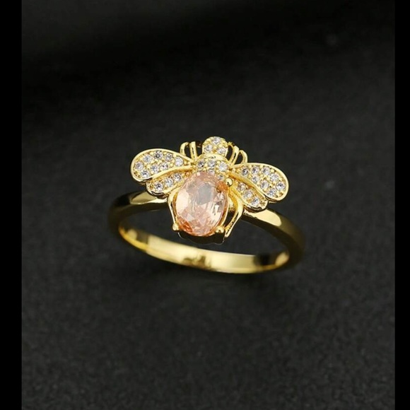 Cubic Zirconia Bee Ring - Picture 5 of 5